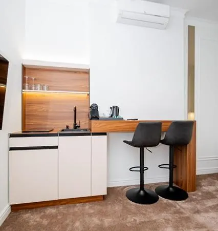 Makenzi Appartement Belgrade