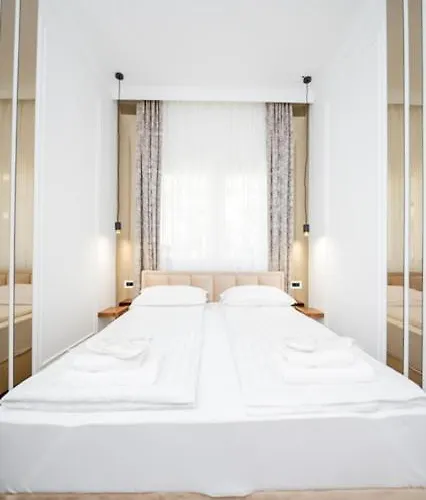 アパート Makenzi ベオグラード