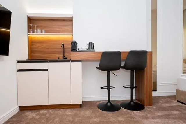 Makenzi アパート *