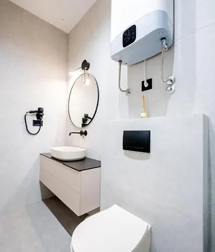 Makenzi Apartament *